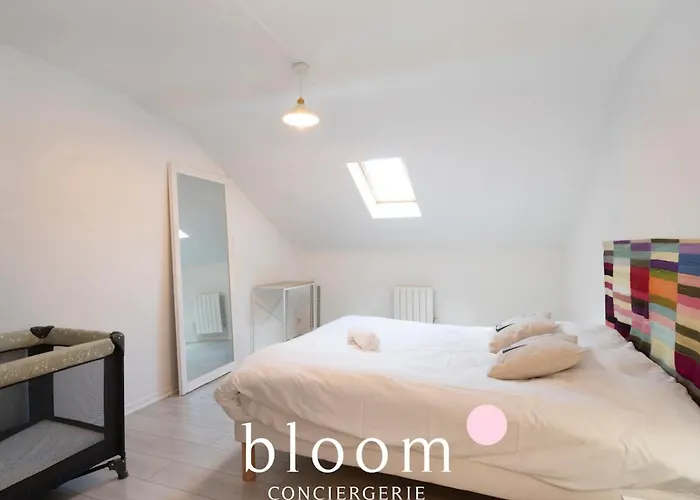 Face A La Gare Tres Bel Апартаменты *